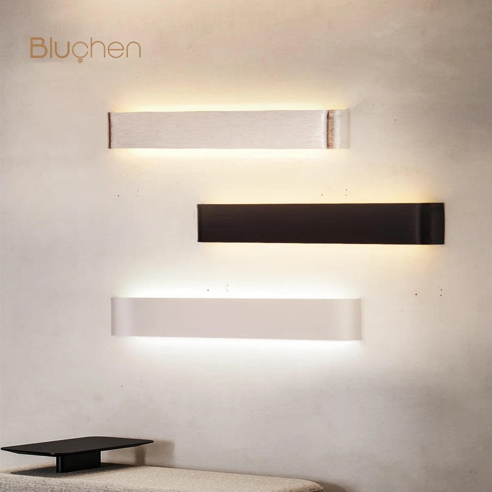 Applique Murale LED Design en Aluminium Brossé – Éclairage Intérieur Moderne