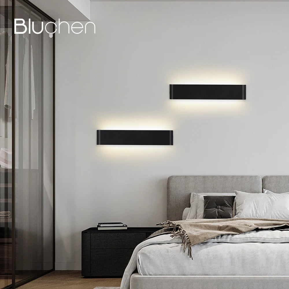 Applique Murale LED Design en Aluminium Brossé – Éclairage Intérieur Moderne