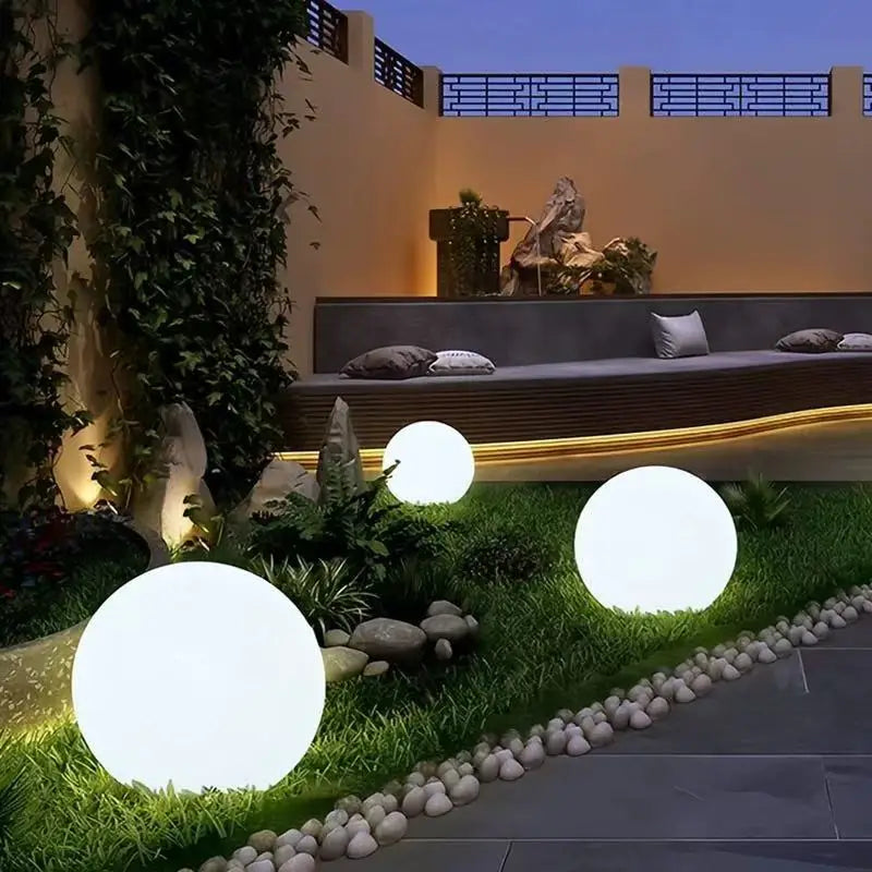 Boule Lumineuse LED RGB Étanche IP65 – Recharge Solaire &amp; USB, Télécommande 24 Touches, 16 Couleurs, Décoration Intérieure et Extérieure